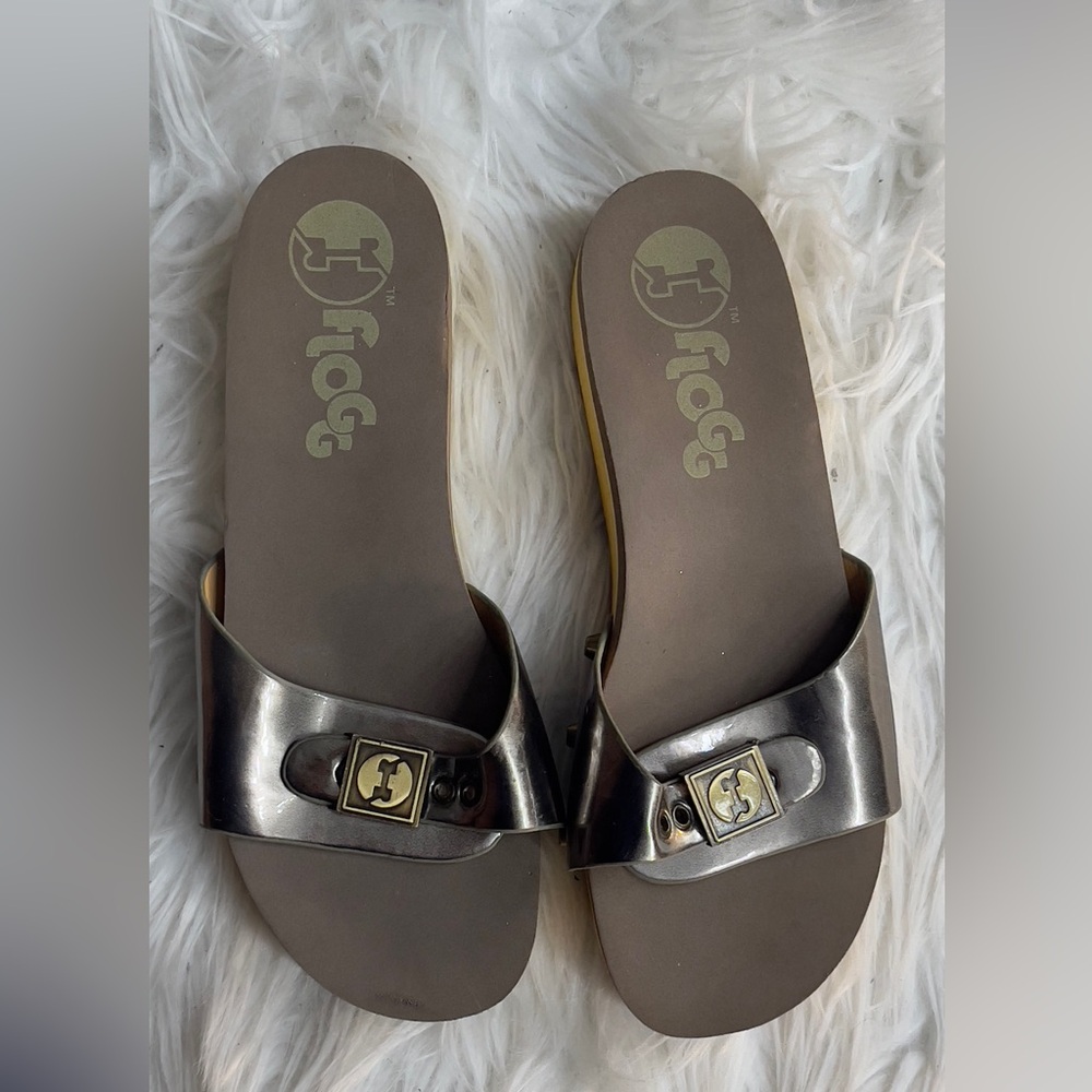 ‼️Vintage 70,s Frogg Women's Metallic Sandals